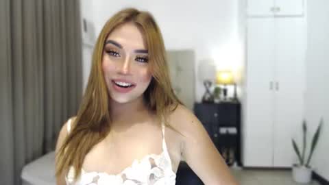 Snapshot of naughty_dreamerxxx chatting on 06/29/26, 08:20 Queen Jess online show from 06/29/26, 08:20