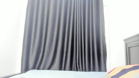 naughty_dreamss online show from 04/21/26, 07:50