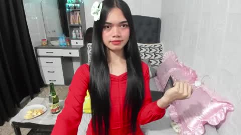 Snapshot of naughty_emmats chatting on 12/24/24, 03:37 emma online show from 12/24/24, 03:37