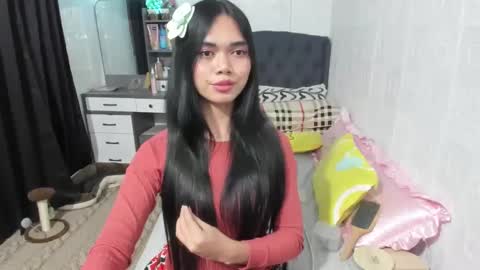 Snapshot of naughty_emmats chatting on 01/09/25, 01:45 emma online show from 01/09/25, 01:45