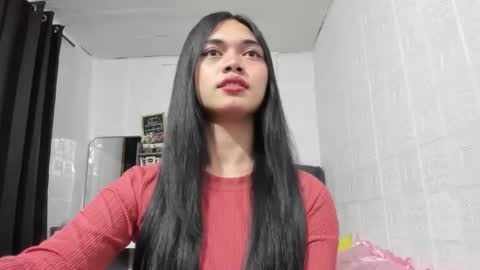 Snapshot of naughty_emmats chatting on 01/15/25, 05:29 emma online show from 01/15/25, 05:29