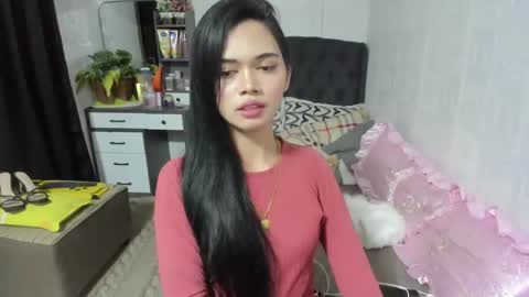 Snapshot of naughty_emmats chatting on 03/04/25, 04:38 emma online show from 03/04/25, 04:38