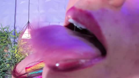 Flor online show from 12/03/24, 02:58