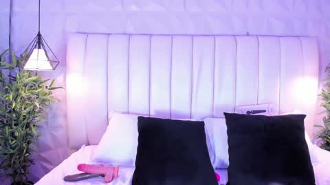 Flor online show from 01/23/25, 01:51