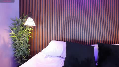 Flor online show from 03/12/25, 01:47