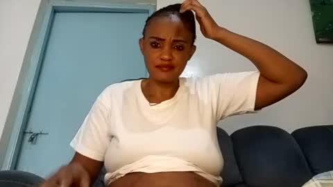 Snapshot of naughty_girl24722293 chatting on 06/16/26, 08:17 ask online show from 06/16/26, 08:17