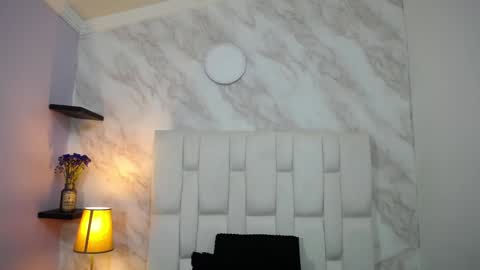 Kitten online show from 02/07/25, 10:19