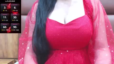 Snapshot of naughty_love489696 chatting on 12/25/24, 07:13 riya online show from 12/25/24, 07:13