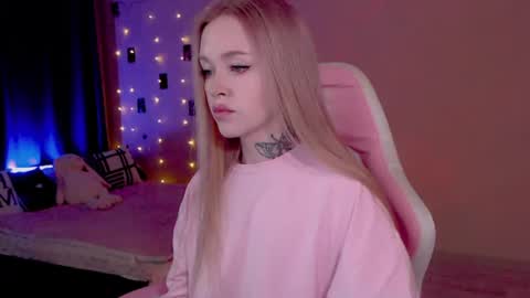 Snapshot of naughty_mablee chatting on 06/21/26, 12:35 Mable online show from 06/21/26, 12:35