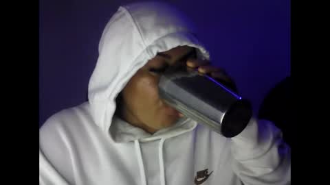 Alicia online show from 02/15/26, 07:51