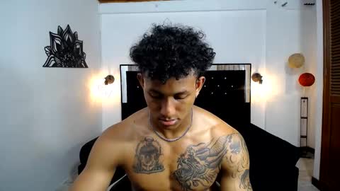 Snapshot of naughty_sebas_ chatting on 02/24/25, 10:25 SEBAS online show from 02/24/25, 10:25