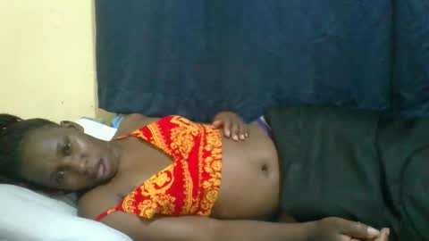 Snapshot of naughty_slender2 chatting on 09/08/25, 06:29 jn online show from 09/08/25, 06:29