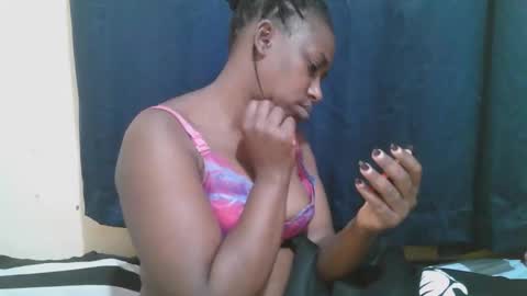 Snapshot of naughty_slender2 chatting on 11/03/25, 03:08 jn online show from 11/03/25, 03:08