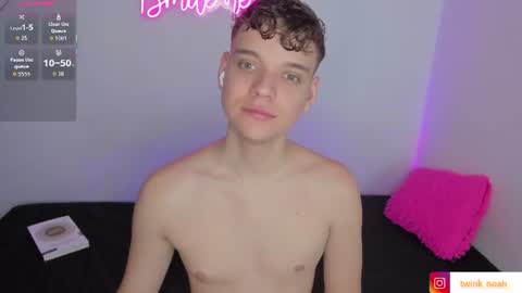 Snapshot of naughty_twink18 chatting on 08/07/26, 04:31 Noah online show from 08/07/26, 04:31