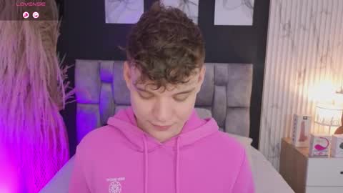 Noah online show from 10/12/25, 04:33