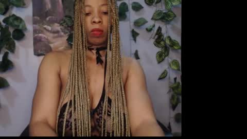 Snapshot of naughty_xxbunny chatting on 01/20/25, 11:32 beauty online show from 01/20/25, 11:32