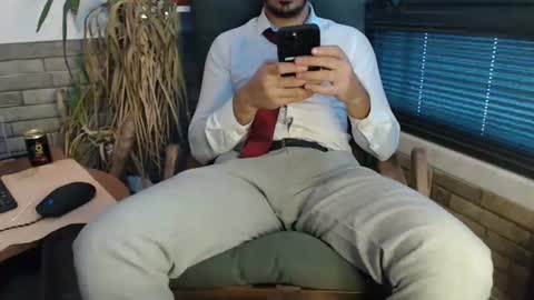 naughty pervert masterboy online show from 03/04/25, 12:01