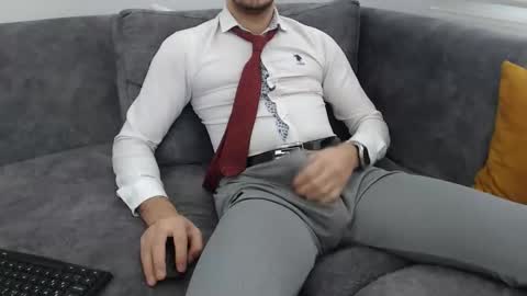 naughty pervert masterboy online show from 02/05/26, 12:10