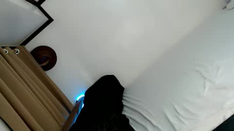 bella online show from 02/09/26, 05:33