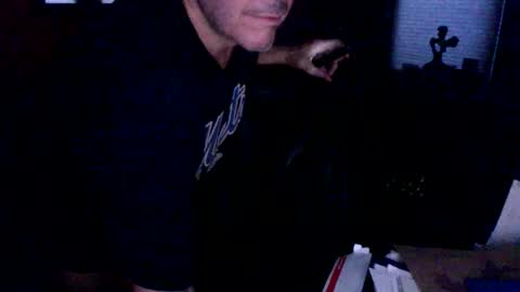 Snapshot of naughtybone chatting on 04/15/26, 11:27 naughtybone online show from 04/15/26, 11:27