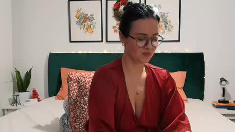 Snapshot of naughtybrunettexxx chatting on 12/07/24, 11:23 NaughtyBrunetteXXX online show from 12/07/24, 11:23