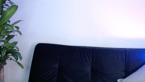 LANAindependent model online show from 01/29/25, 04:15