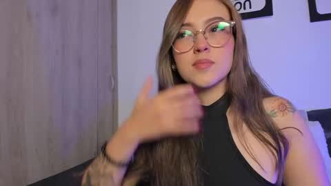 LANAindependent model online show from 09/27/25, 04:50