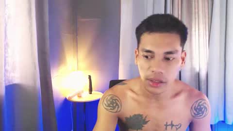 Snapshot of naughtyfuck_boy chatting on 04/19/26, 02:00 naughtyfuck_boy online show from 04/19/26, 02:00