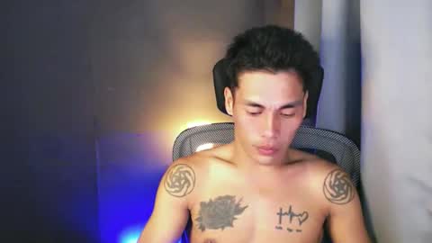 Snapshot of naughtyfuck_boy chatting on 05/24/26, 06:35 naughtyfuck_boy online show from 05/24/26, 06:35