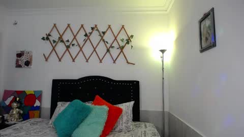 Valeria  online show from 04/07/26, 08:09