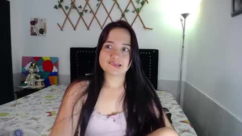 Snapshot of naughtygirl_mmm chatting on 06/20/26, 09:12 Valeria online show from 06/20/26, 09:12