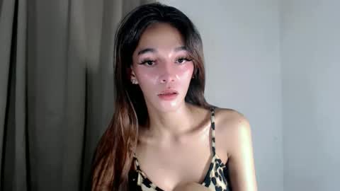 Snapshot of naughtygirlintown chatting on 05/04/26, 12:34 Mariella online show from 05/04/26, 12:34
