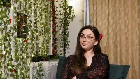 Snapshot of naughtyhomemade17 chatting on 06/12/26, 01:43 Mya Alexya online show from 06/12/26, 01:43