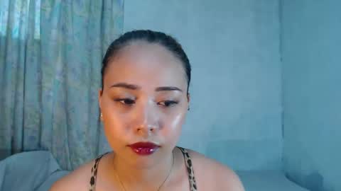 Snapshot of naughtyhotsexyjean chatting on 06/25/26, 05:12 miss jean online show from 06/25/26, 05:12