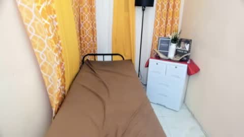 naughtyjanela online show from 04/20/26, 12:30