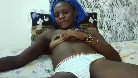 Snapshot of naughtylisah chatting on 10/16/25, 06:53 naughtylisah online show from 10/16/25, 06:53