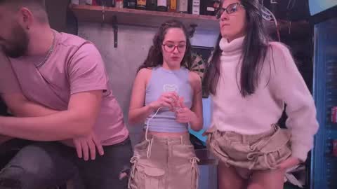 ANDREA STEPH  MIKE online show from 02/02/25, 07:25