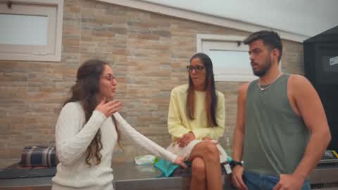 ANDREA STEPH  MIKE online show from 09/24/25, 08:39