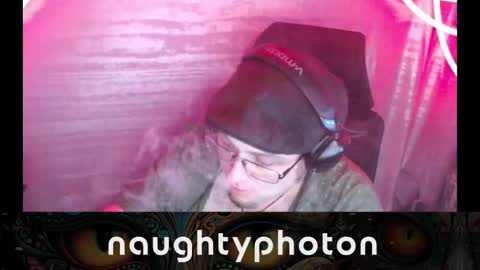 naughtyphotons online show from 03/09/25, 09:46