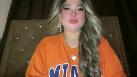 Snapshot of naughtyrosecum chatting on 10/30/25, 02:46 Rose Wilson online show from 10/30/25, 02:46