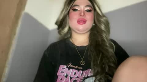 Snapshot of naughtyrosecum chatting on 11/25/25, 10:59 Rose Wilson online show from 11/25/25, 10:59