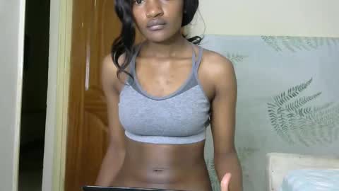 shyreen online show from 09/25/25, 07:45