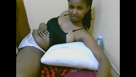 naughtyqueen online show from 10/11/25, 12:21