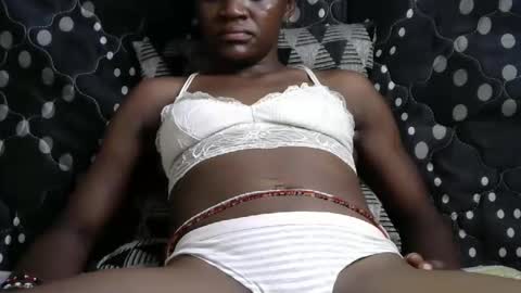 naughtysandra12 online show from 12/04/25, 04:16