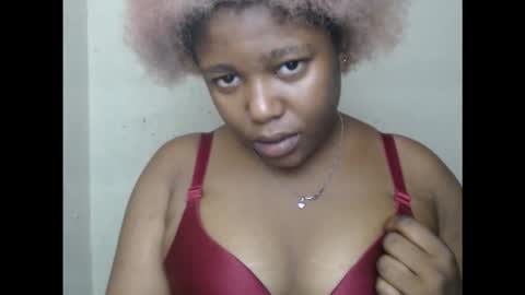 naughtyxpussyx online show from 09/26/25, 12:25