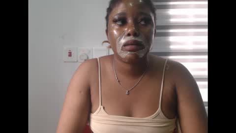 naughtyxpussyx online show from 10/14/25, 09:21