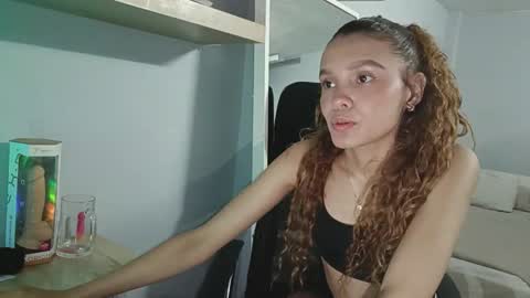 Arantxa online show from 09/27/25, 04:01