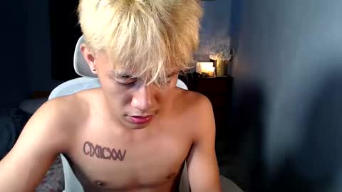 Loy online show from 12/14/25, 04:45