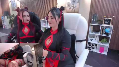         online show from 10/31/25, 10:11