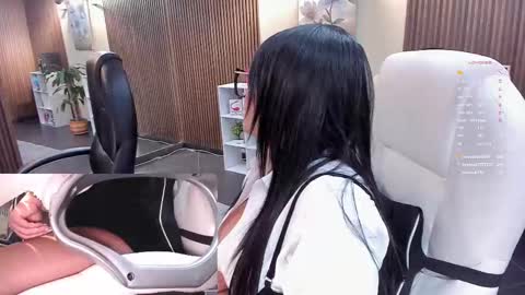         online show from 11/08/25, 09:09